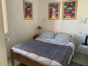 T2 40m² à 150m de la plage avec parking privé et loggia - Gruissan - FR-1-796-26